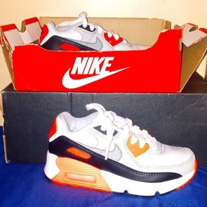 🆕 Nike Air Max 90 QS